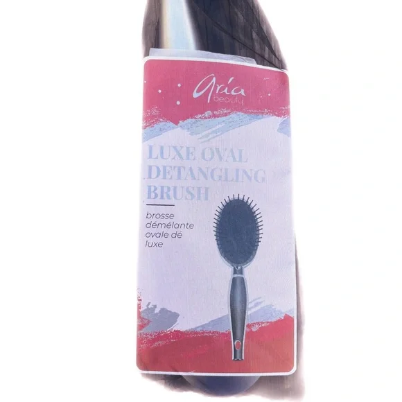 Hair brush, brand new Aria!